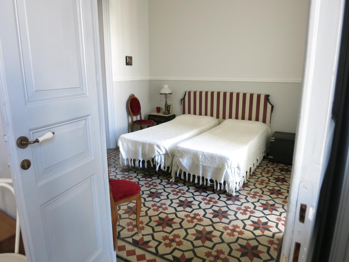 Couette-café Maison Decò 3*